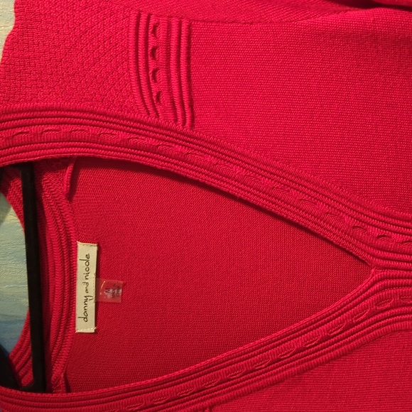 Danny and Nicole red sweater dress size medium - Picture 3 of 8